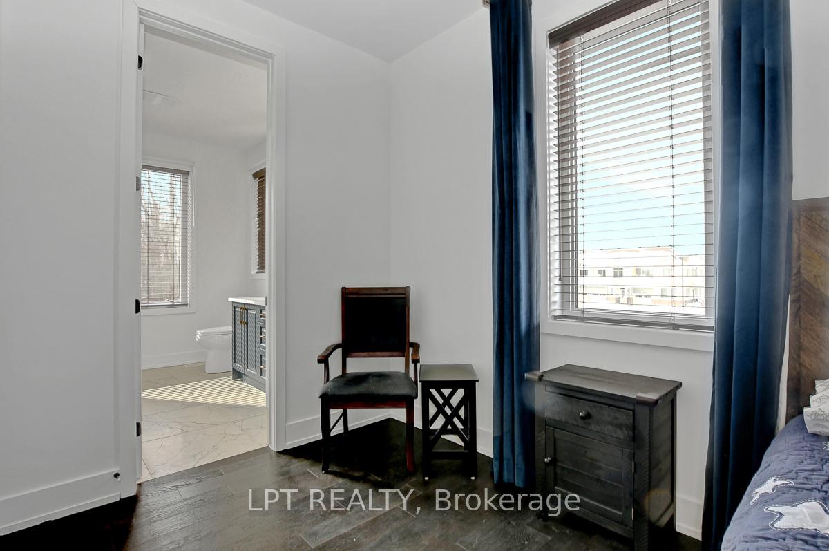 Photo 27 of 2441 Watercolours Way, Ottawa, Barrhaven - Half Moon Bay — HOMEH