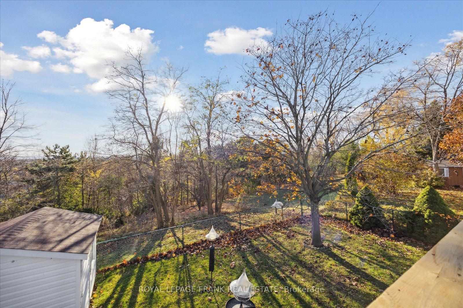 Photo 16 of 696 Down Crescent, Oshawa, Donevan — HOMEH