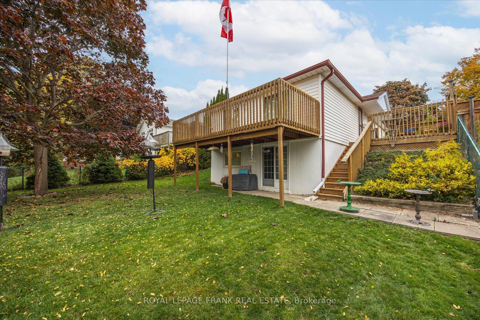 Photo 37 of 696 Down Crescent, Oshawa, Donevan — HOMEH