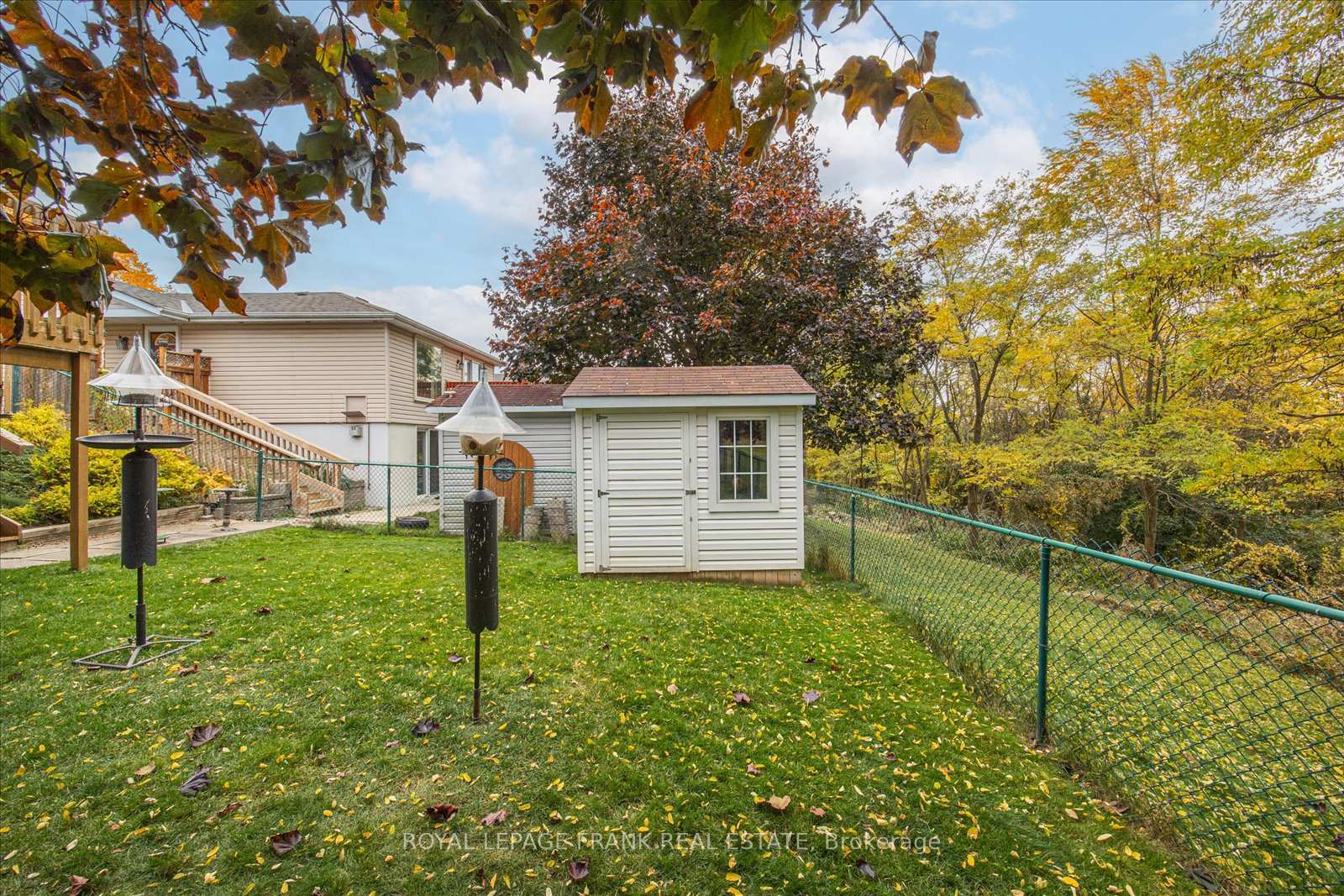 Photo 40 of 696 Down Crescent, Oshawa, Donevan — HOMEH