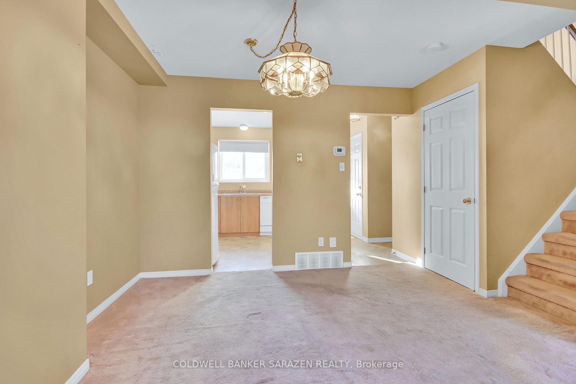 Photo 14 of 9 Airycot Circle, Ottawa, Barrhaven - Pheasant Run — HOMEH