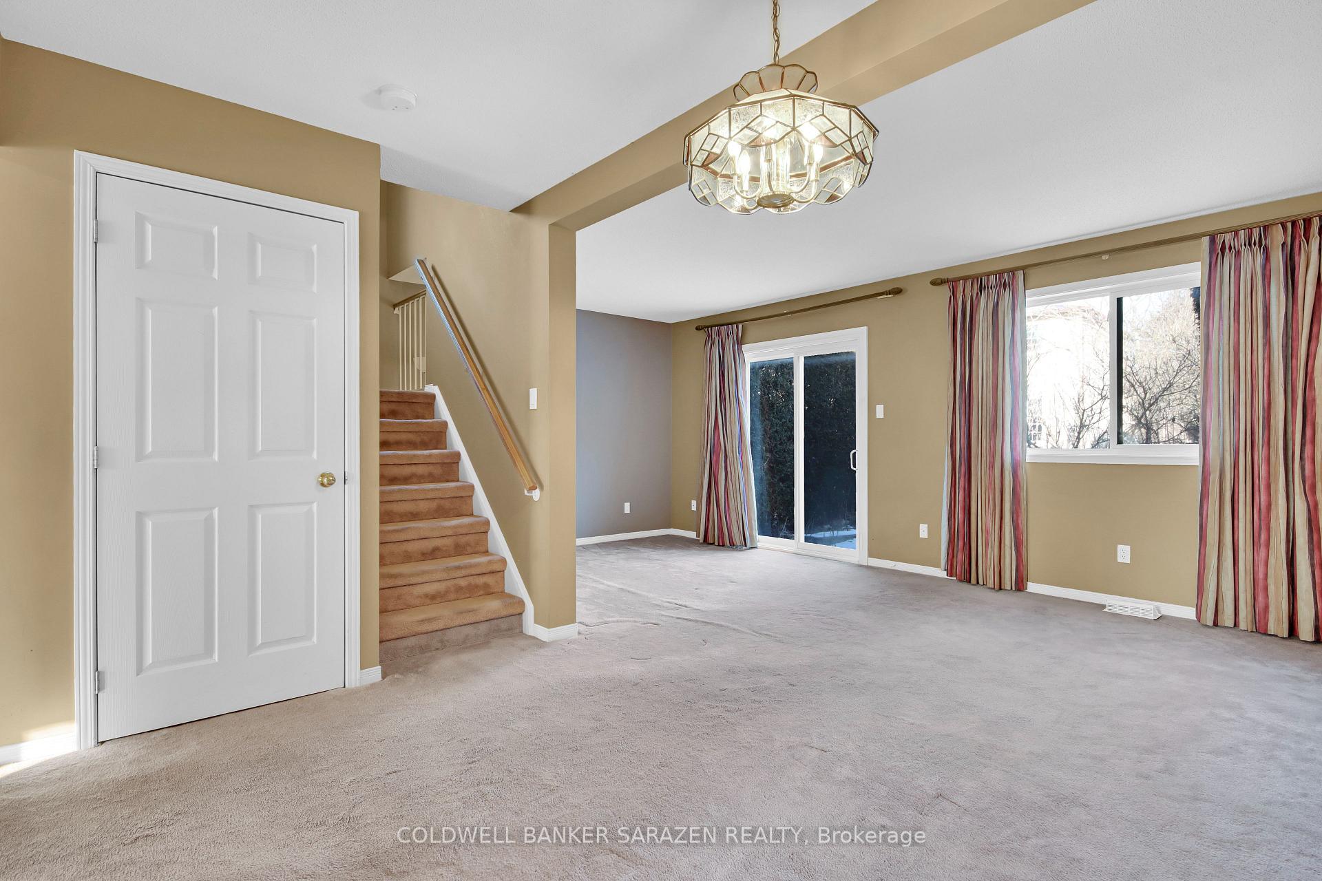 Photo 15 of 9 Airycot Circle, Ottawa, Barrhaven - Pheasant Run — HOMEH