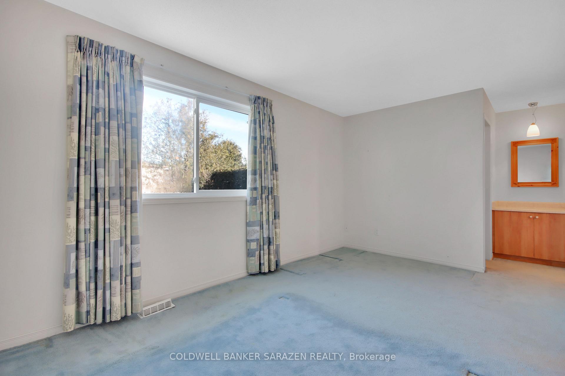 Photo 18 of 9 Airycot Circle, Ottawa, Barrhaven - Pheasant Run — HOMEH