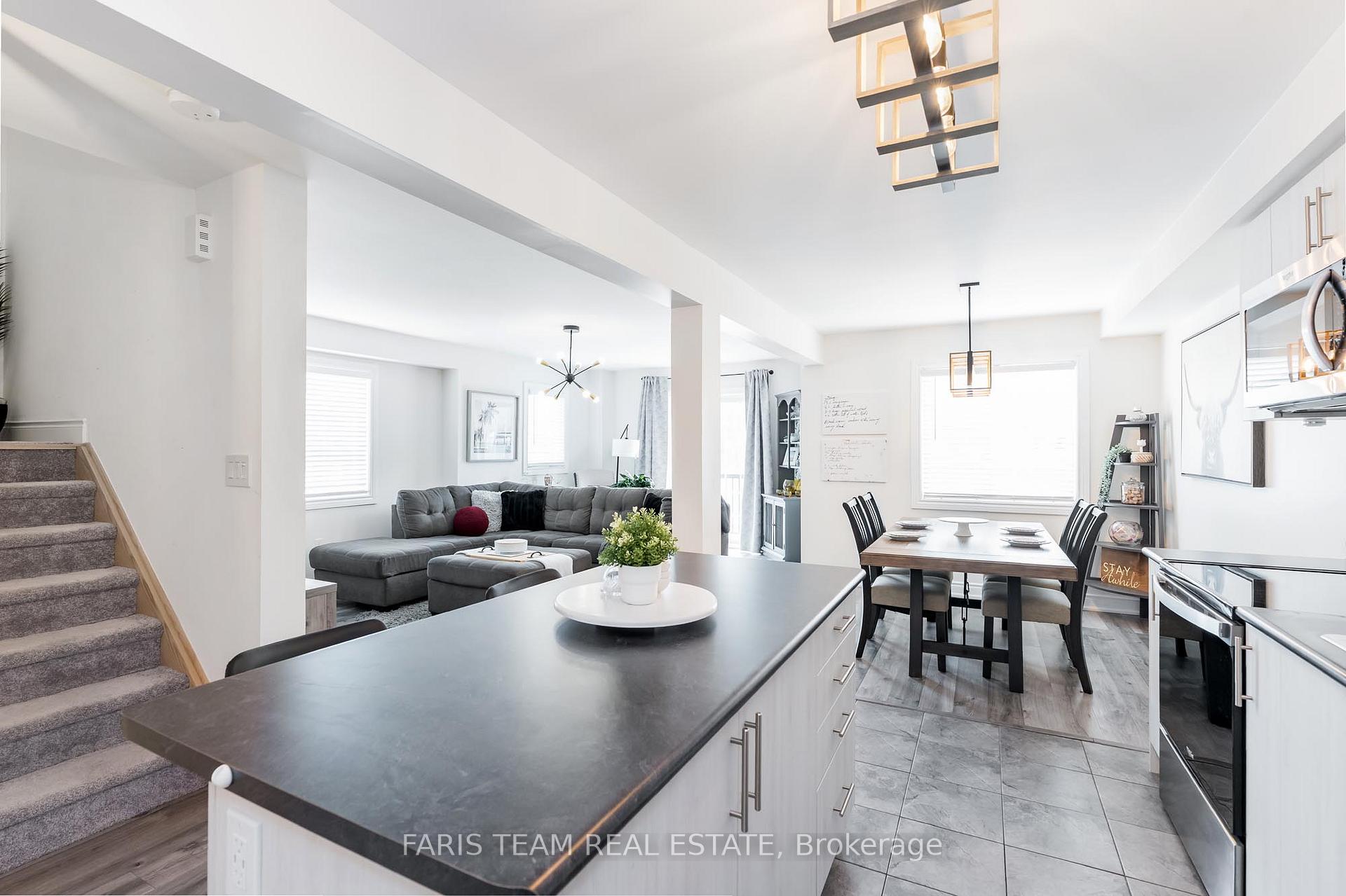 Photo 5 of 54 Andean Lane, Barrie, Rural Barrie Southwest — HOMEH
