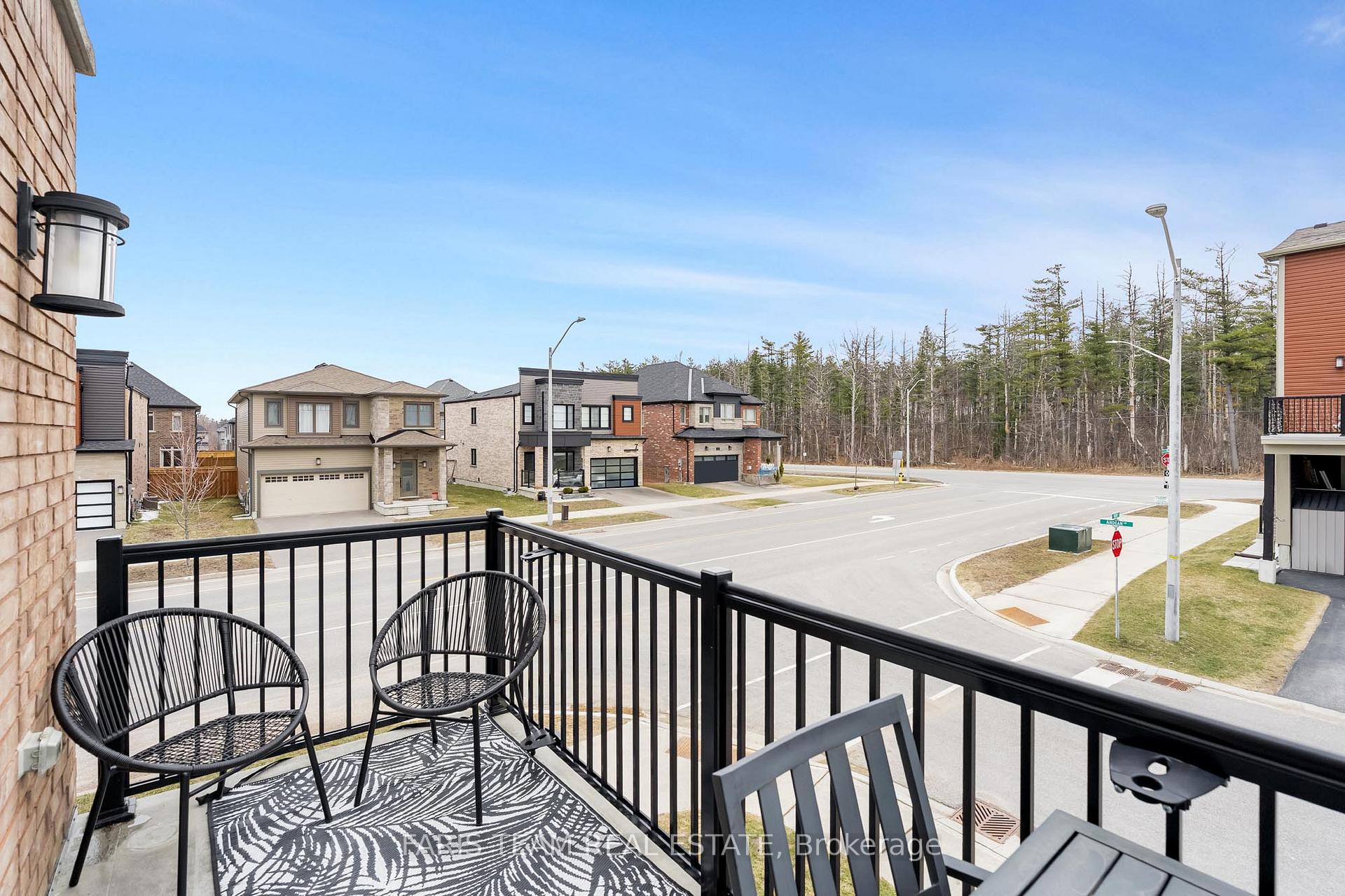 Photo 19 of 54 Andean Lane, Barrie, Rural Barrie Southwest — HOMEH