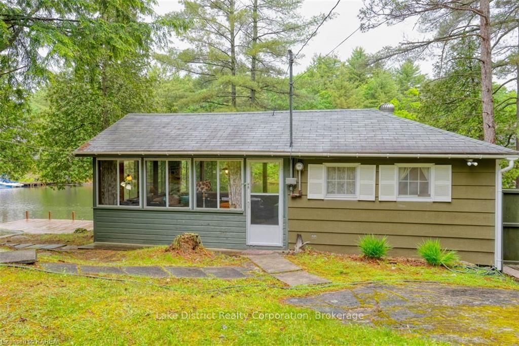 Photo 12 of 1098 Pine Path, Frontenac, Frontenac North — HOMEH