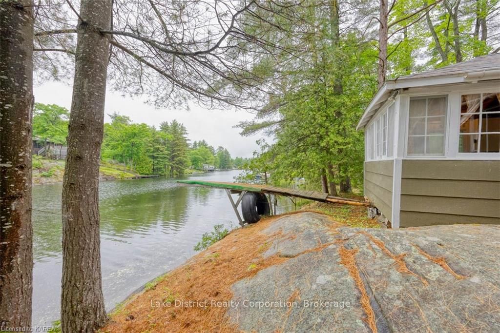 Photo 17 of 1098 Pine Path, Frontenac, Frontenac North — HOMEH