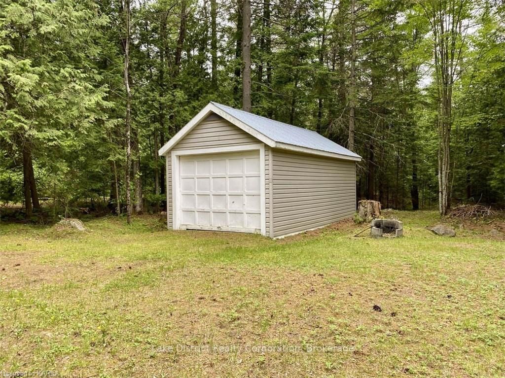 Photo 23 of 1098 Pine Path, Frontenac, Frontenac North — HOMEH