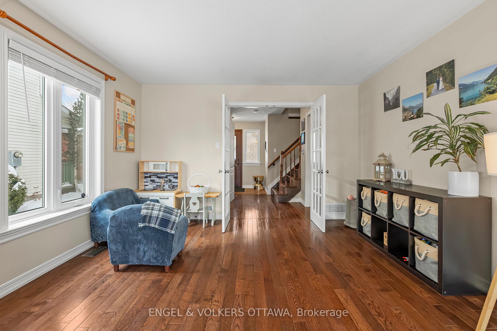Photo 7 of 36 Newborough Crescent, Ottawa, Barrhaven East — HOMEH