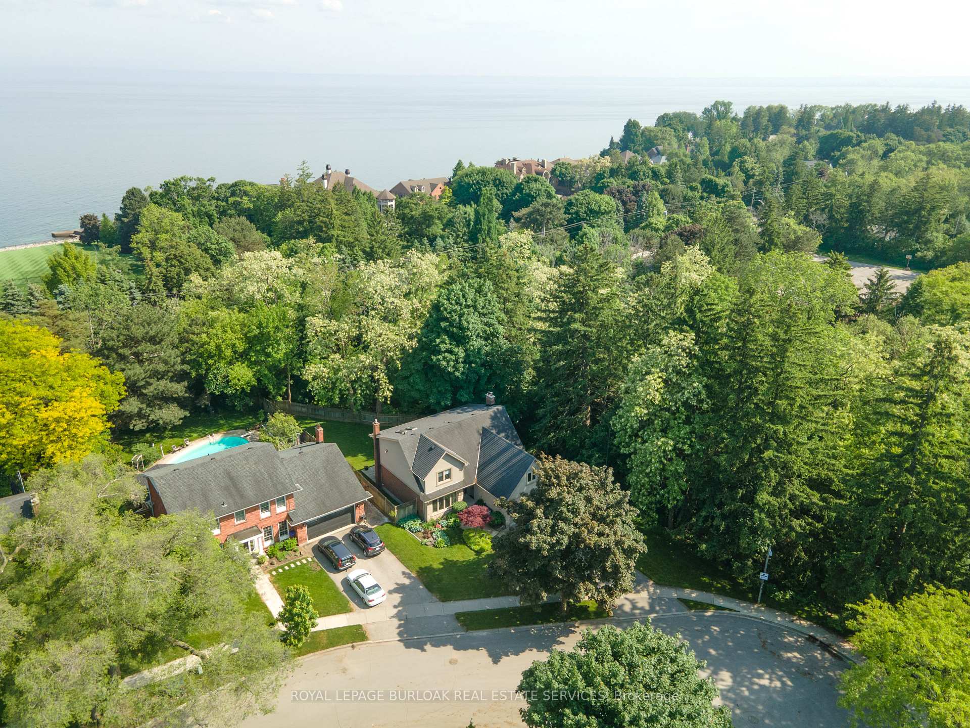 Photo 39 of 199 Penn Drive, Burlington, Roseland — HOMEH