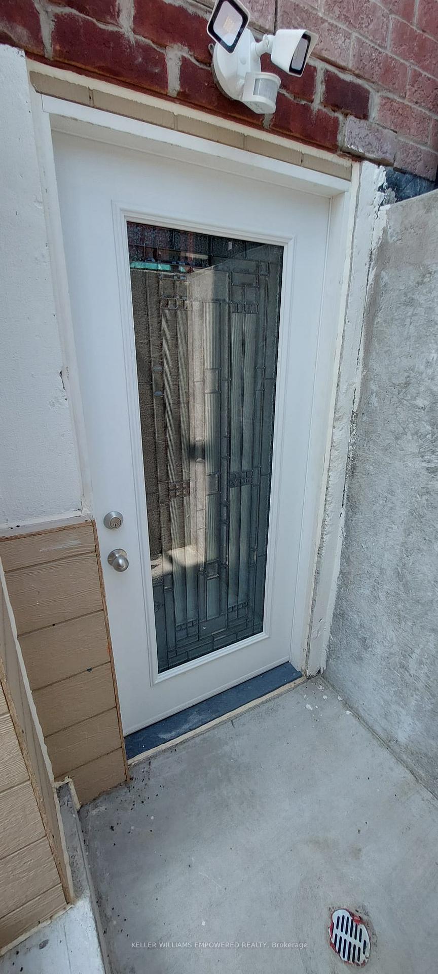 Photo 18 of Unit Basement, 92 Polonia Avenue, Brampton, Bram West — HOMEH