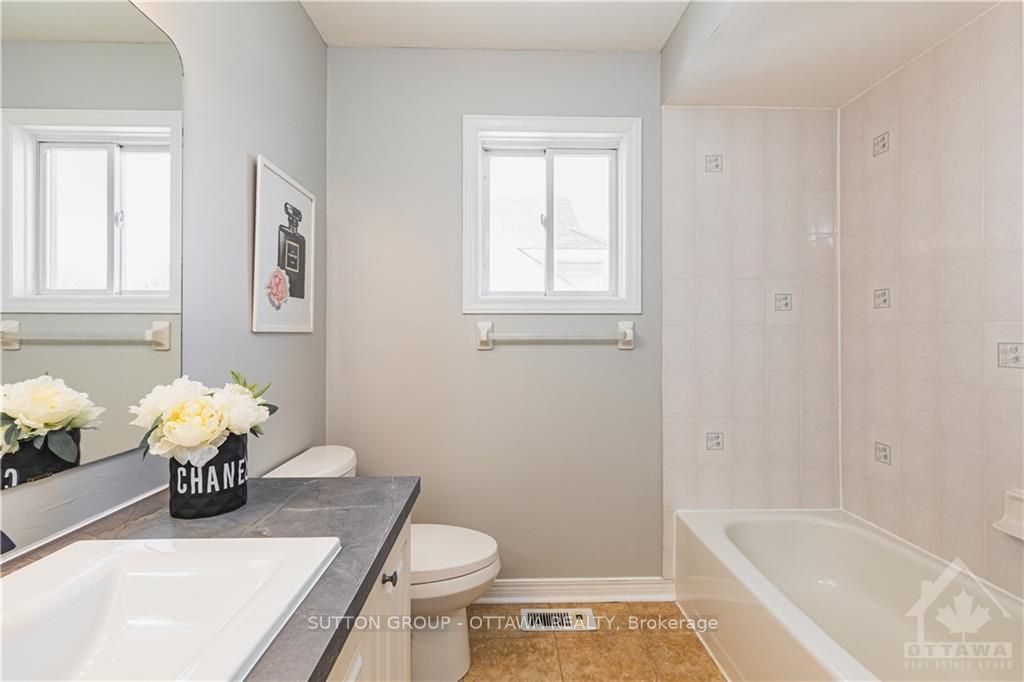 Photo 24 of 60 Rideaucrest Drive, Ottawa, Barrhaven East — HOMEH