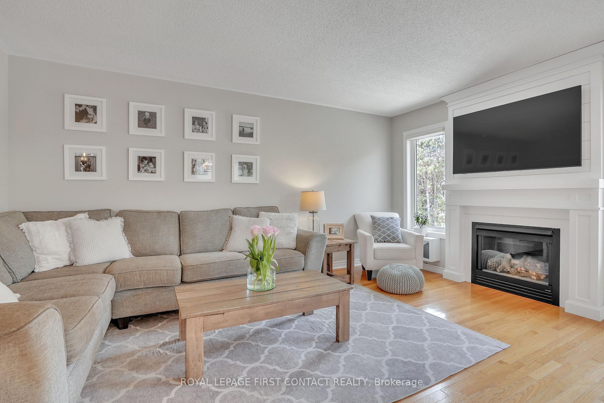 Photo 10 of 15 Royal Park Boulevard, Barrie, Bayshore — HOMEH