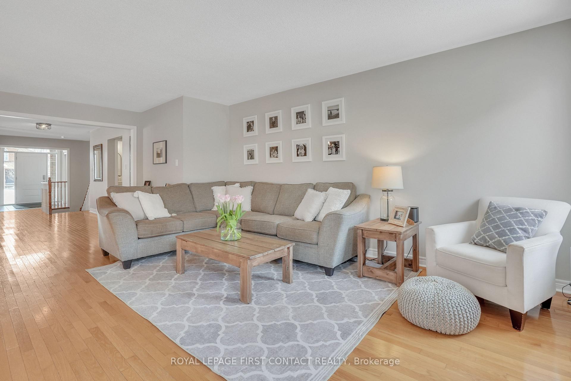 Photo 11 of 15 Royal Park Boulevard, Barrie, Bayshore — HOMEH