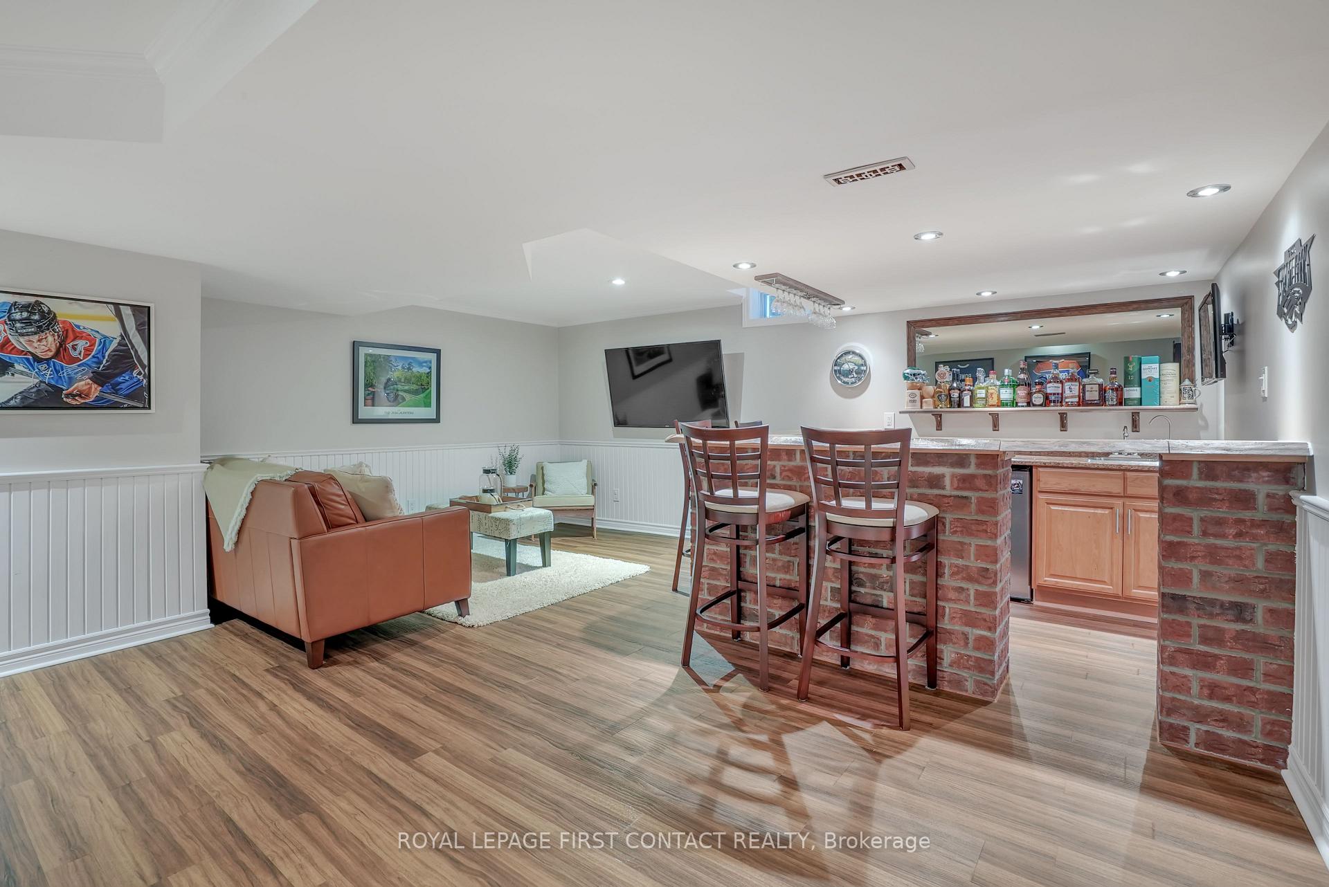 Photo 29 of 15 Royal Park Boulevard, Barrie, Bayshore — HOMEH