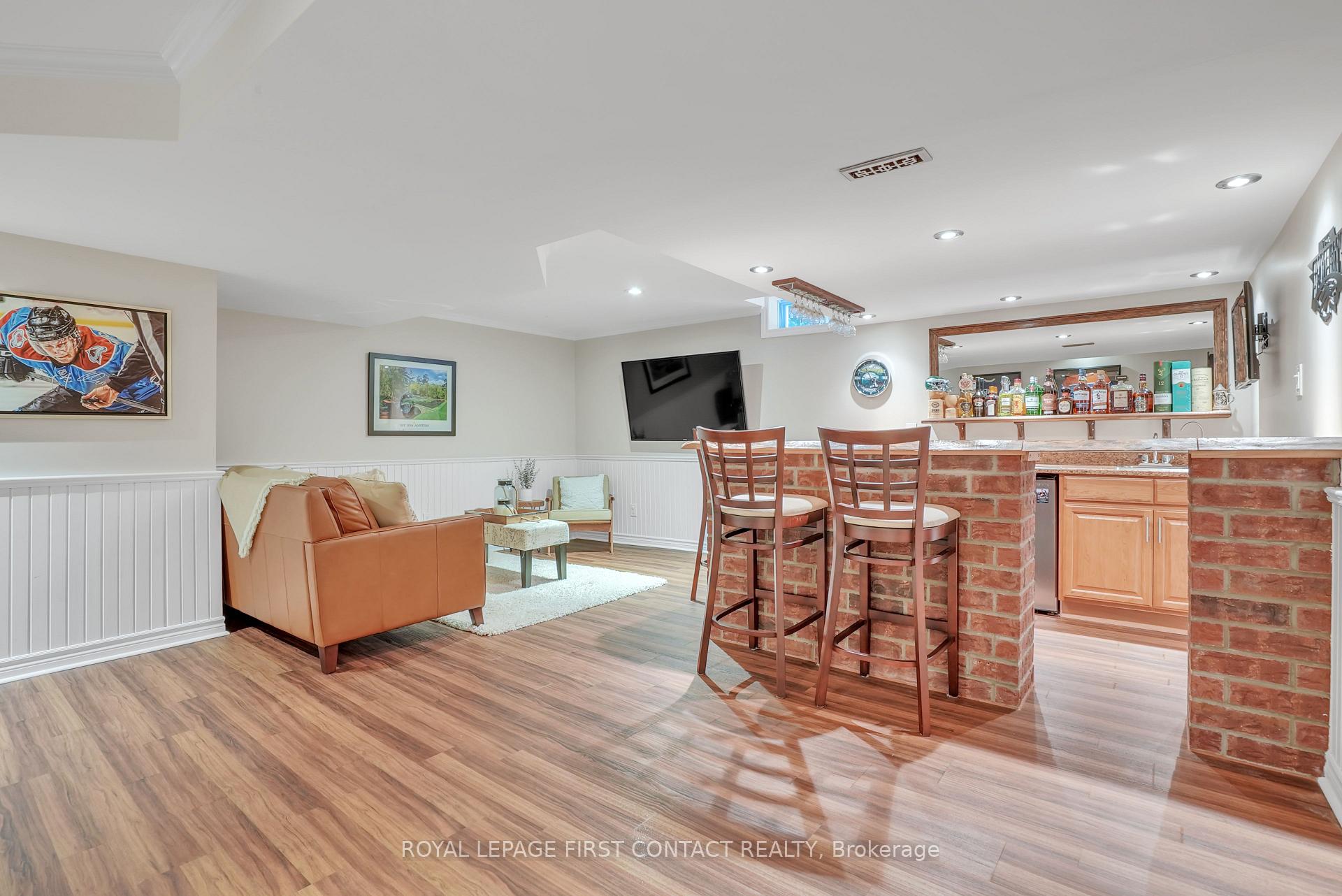 Photo 30 of 15 Royal Park Boulevard, Barrie, Bayshore — HOMEH
