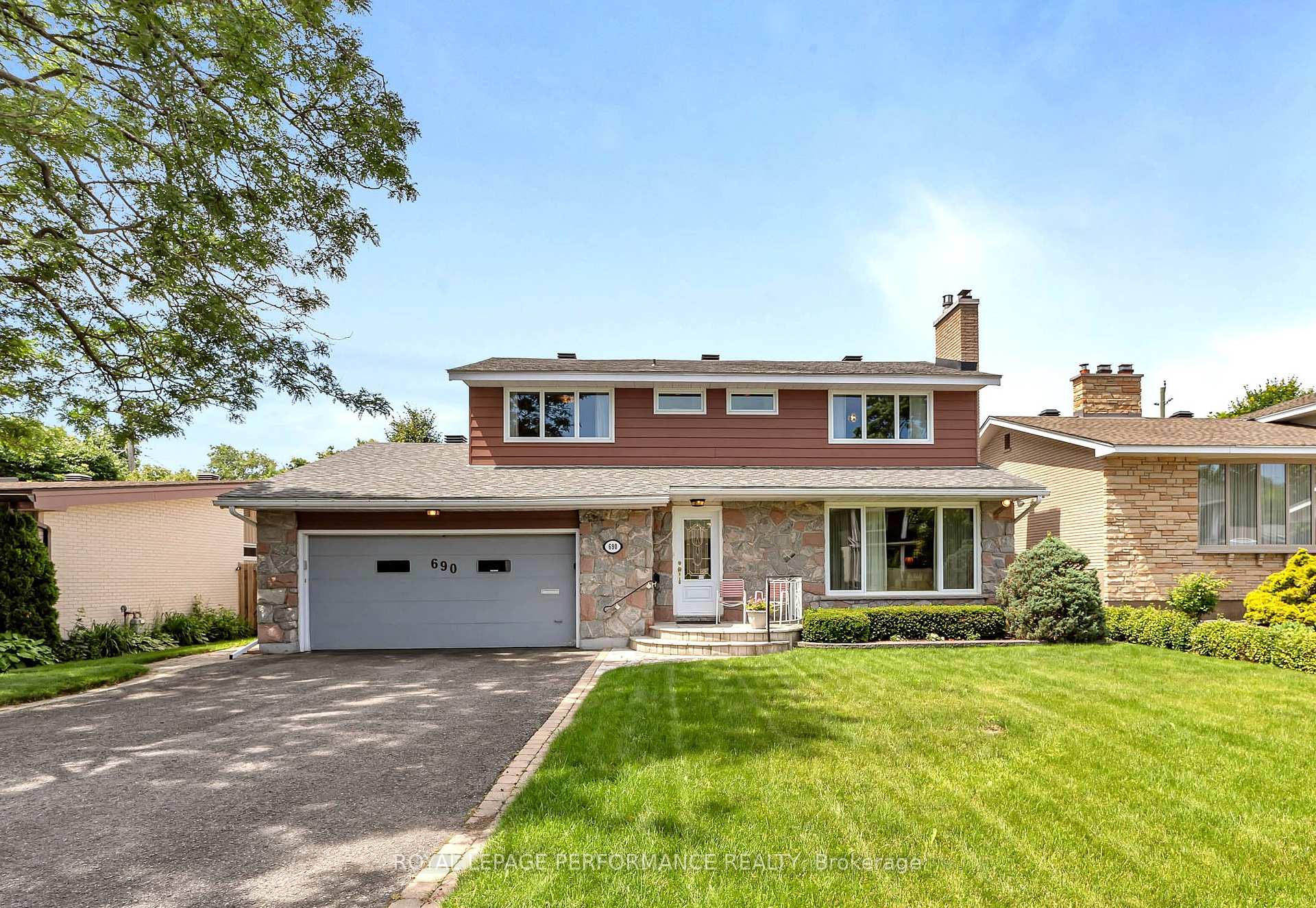 Photo 1 of 690 Golden Avenue, Ottawa, Laurentianview — HOMEH