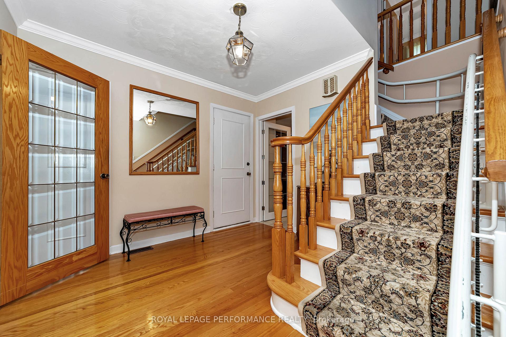 Photo 6 of 690 Golden Avenue, Ottawa, Laurentianview — HOMEH