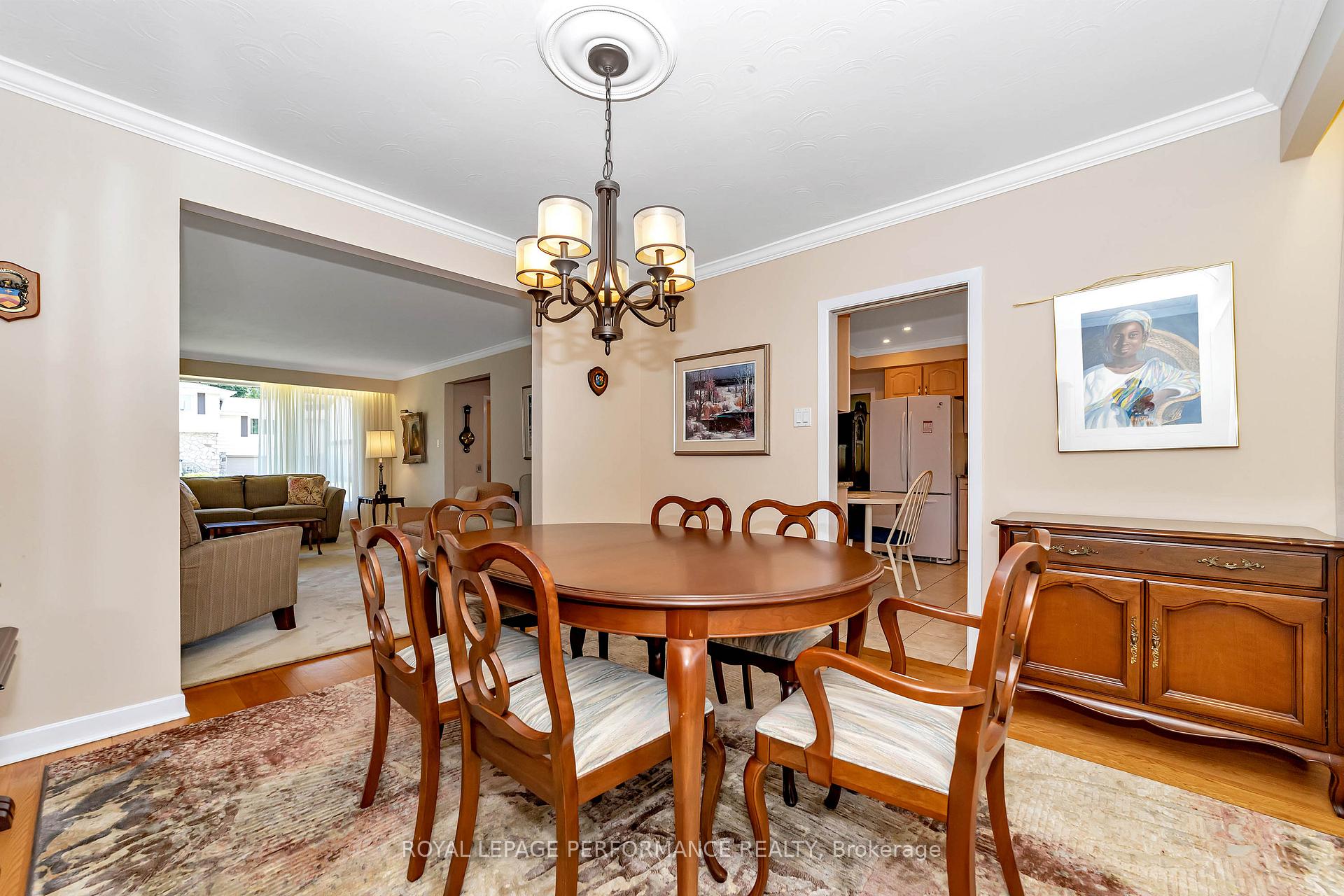 Photo 11 of 690 Golden Avenue, Ottawa, Laurentianview — HOMEH