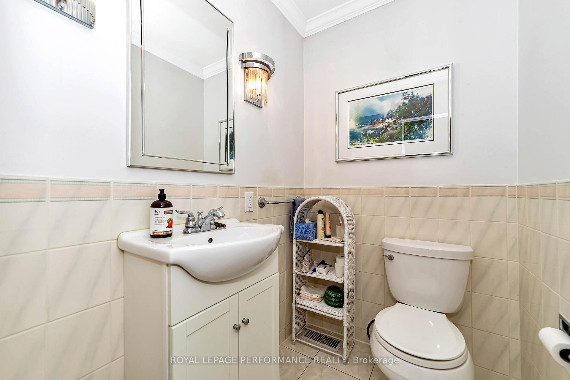 Photo 18 of 690 Golden Avenue, Ottawa, Laurentianview — HOMEH