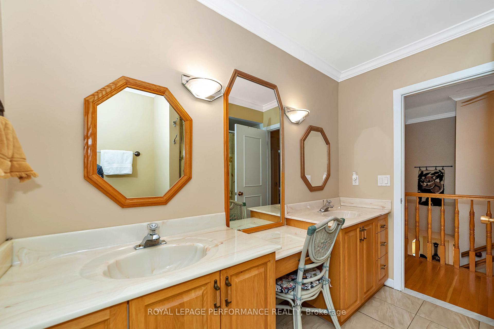 Photo 27 of 690 Golden Avenue, Ottawa, Laurentianview — HOMEH