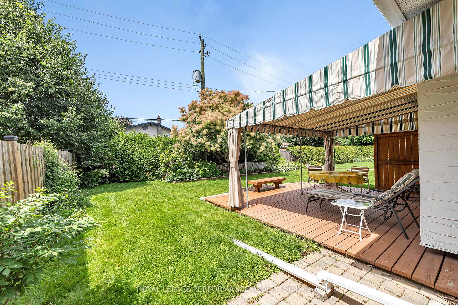 Photo 35 of 690 Golden Avenue, Ottawa, Laurentianview — HOMEH