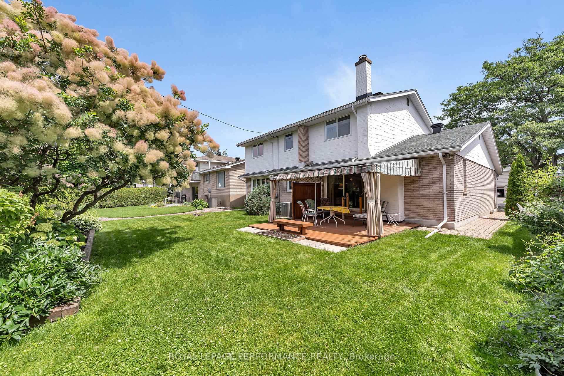 Photo 36 of 690 Golden Avenue, Ottawa, Laurentianview — HOMEH