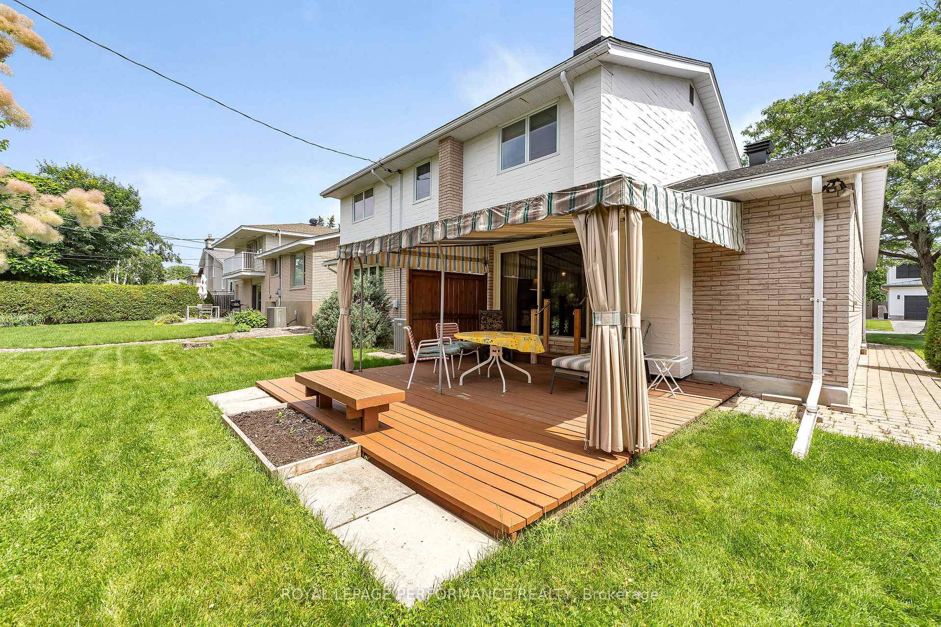 Photo 40 of 690 Golden Avenue, Ottawa, Laurentianview — HOMEH