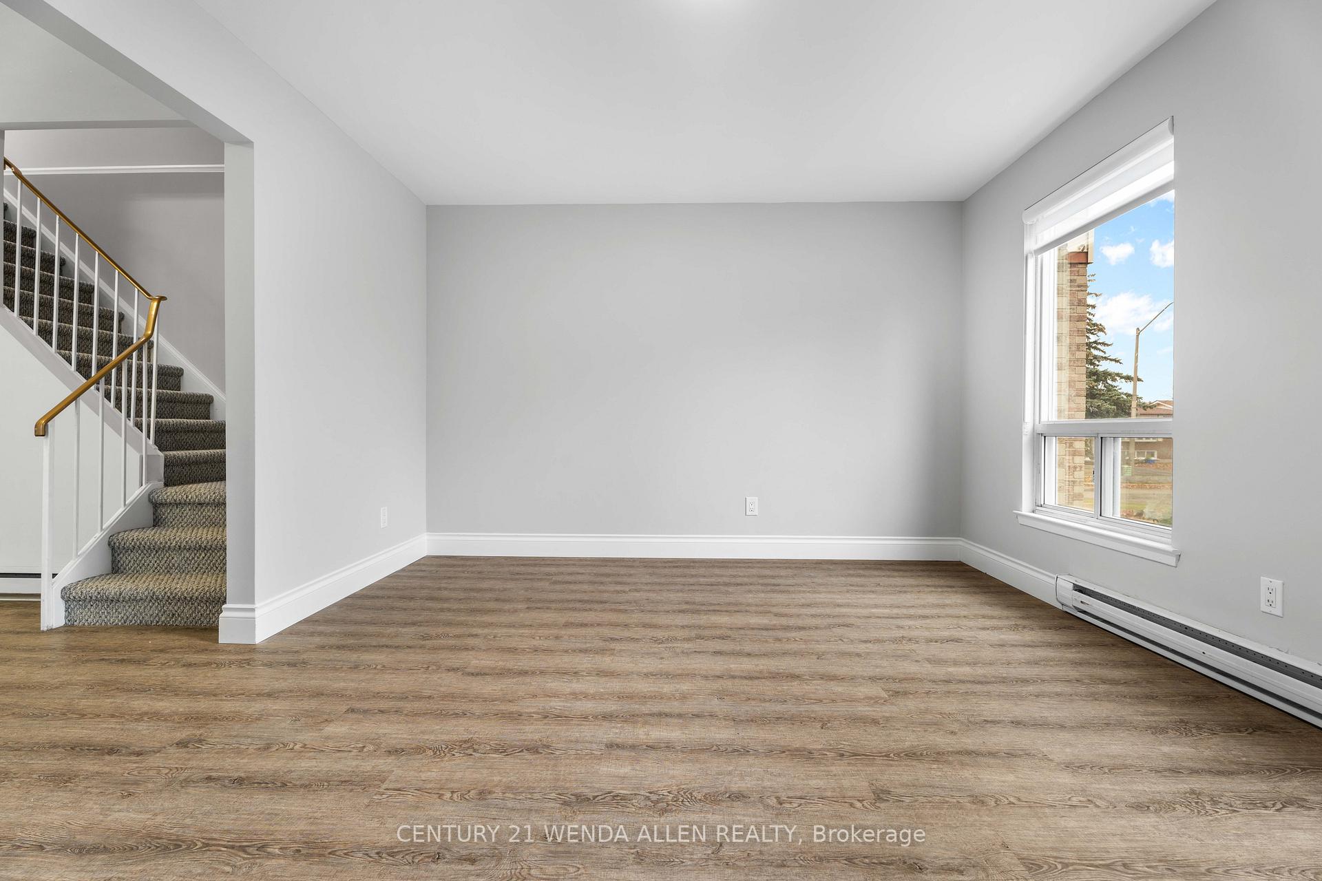 Photo 11 of 292 Chaleur Avenue, Oshawa, Lakeview — HOMEH