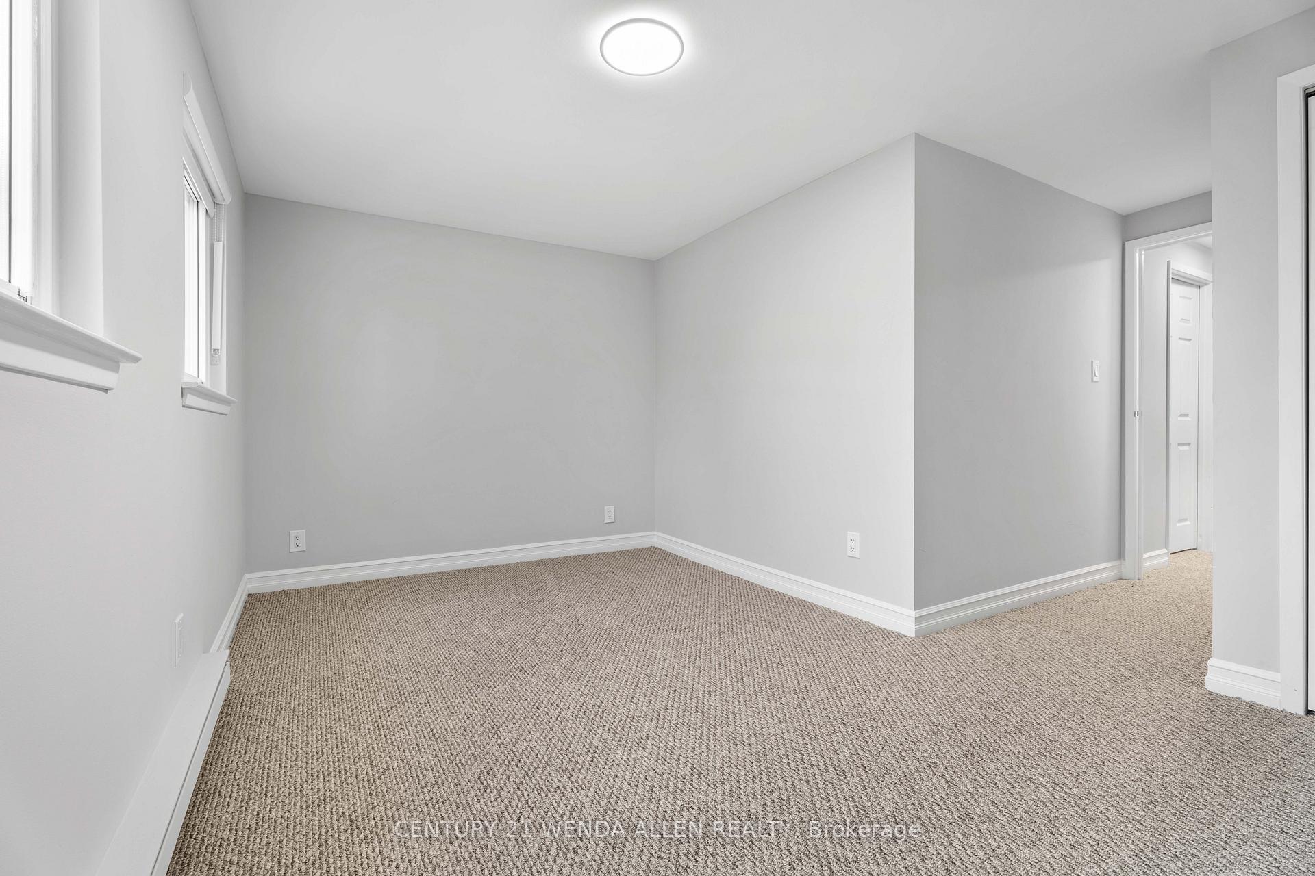 Photo 15 of 292 Chaleur Avenue, Oshawa, Lakeview — HOMEH