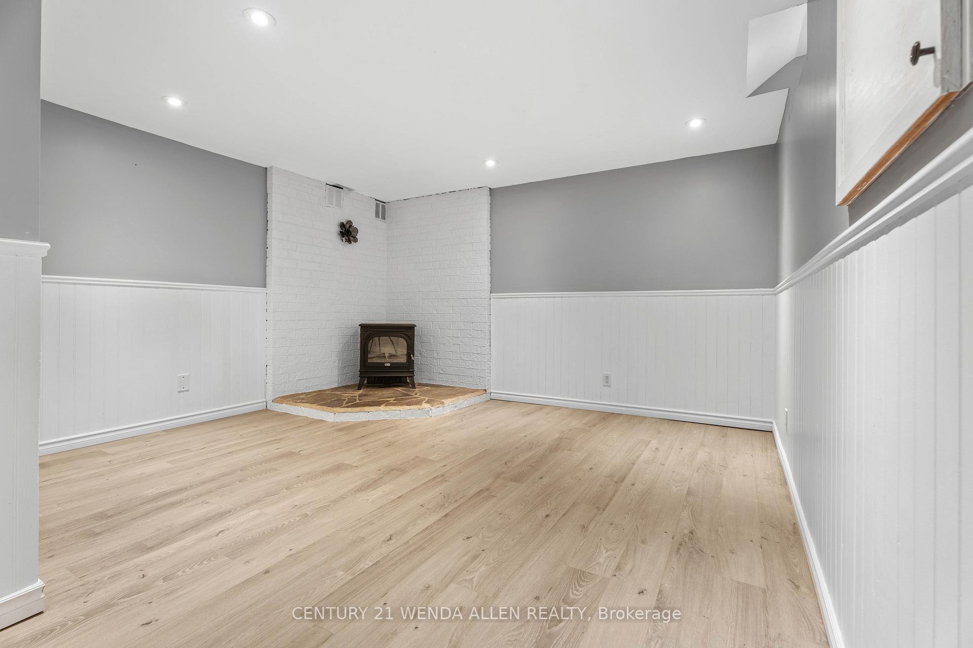Photo 23 of 292 Chaleur Avenue, Oshawa, Lakeview — HOMEH