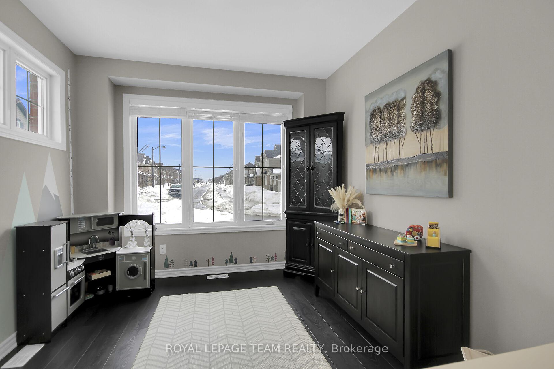 Photo 3 of 111 Damselfly Way, Ottawa, Barrhaven - Half Moon Bay — HOMEH