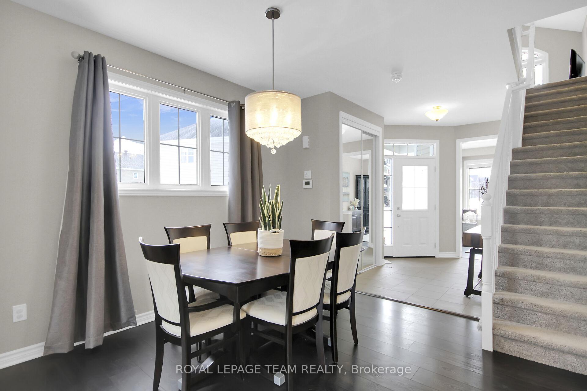 Photo 5 of 111 Damselfly Way, Ottawa, Barrhaven - Half Moon Bay — HOMEH