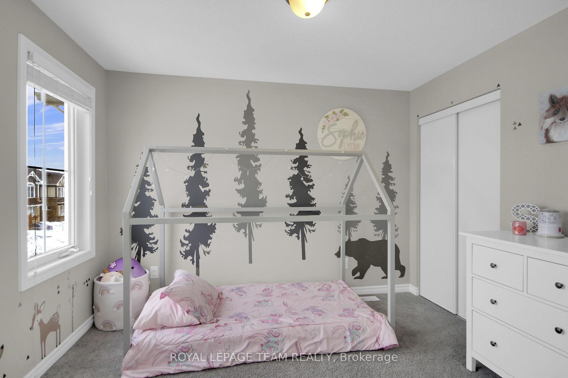 Photo 8 of 111 Damselfly Way, Ottawa, Barrhaven - Half Moon Bay — HOMEH