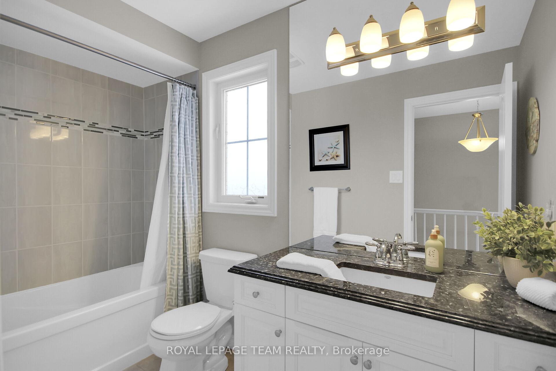 Photo 12 of 111 Damselfly Way, Ottawa, Barrhaven - Half Moon Bay — HOMEH