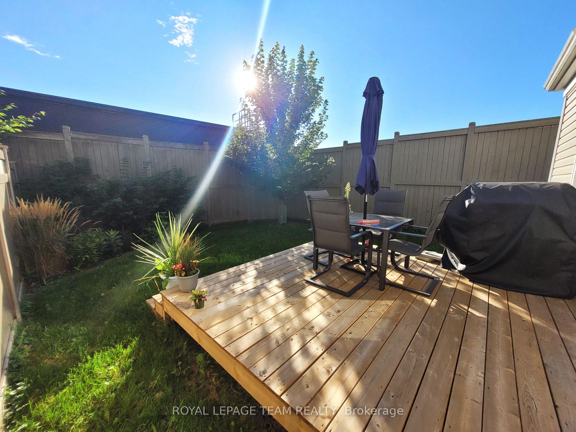 Photo 18 of 111 Damselfly Way, Ottawa, Barrhaven - Half Moon Bay — HOMEH