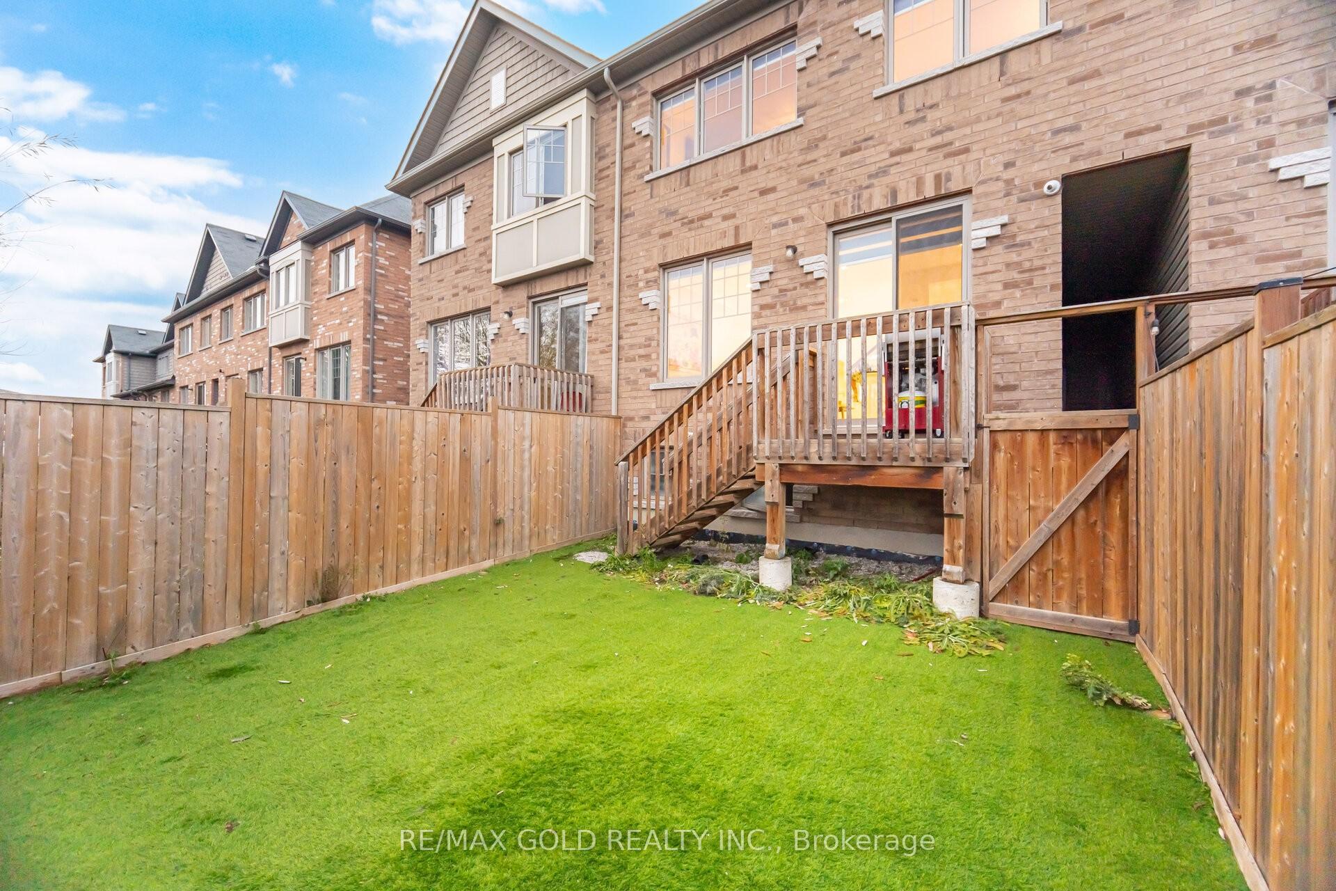Photo 20 of 26 Davenfield Circle, Brampton, Bram East — HOMEH