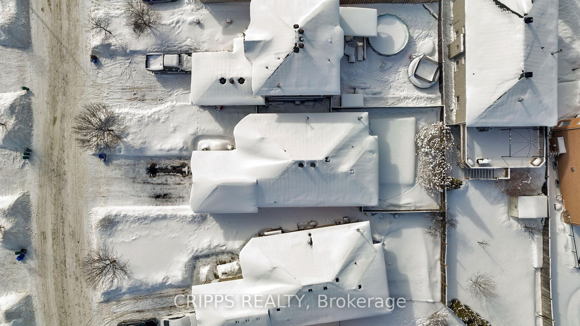 Photo 12 of 14 Mcavoy Drive, Barrie, Edgehill Drive — HOMEH