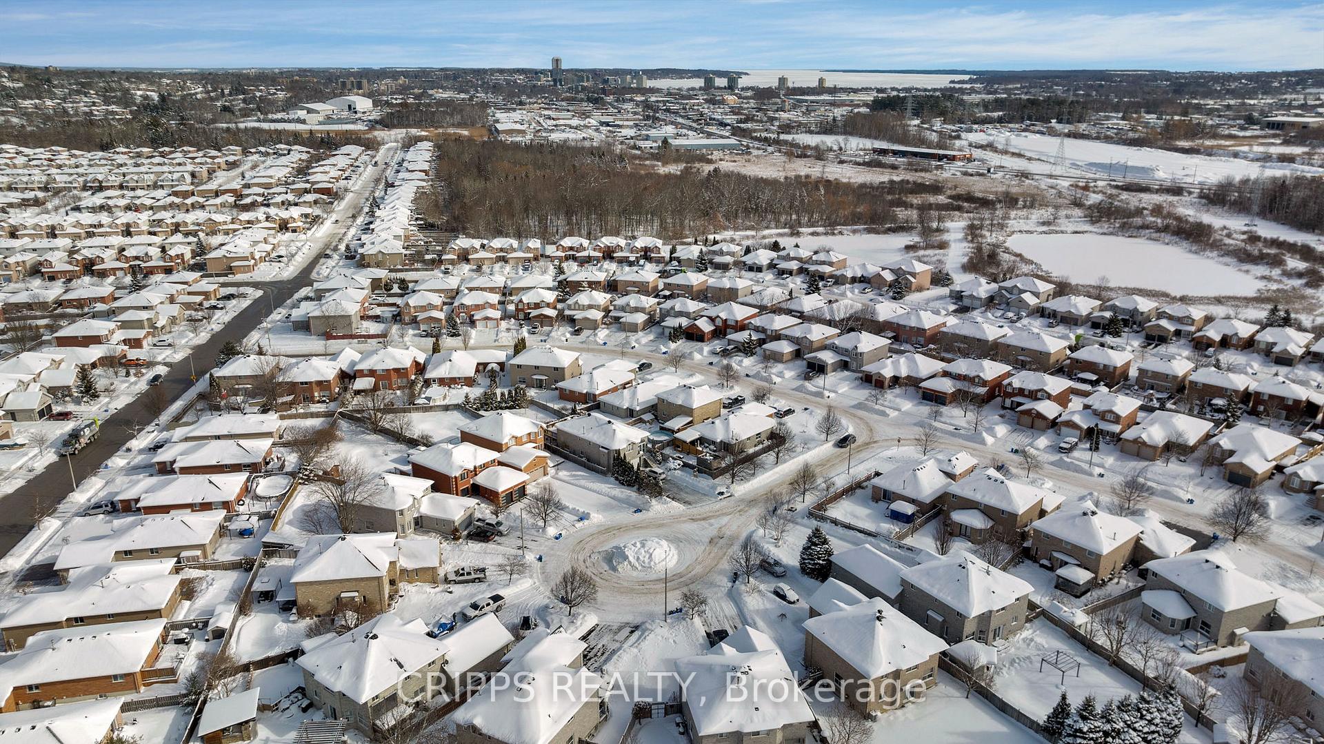 Photo 34 of 14 Mcavoy Drive, Barrie, Edgehill Drive — HOMEH