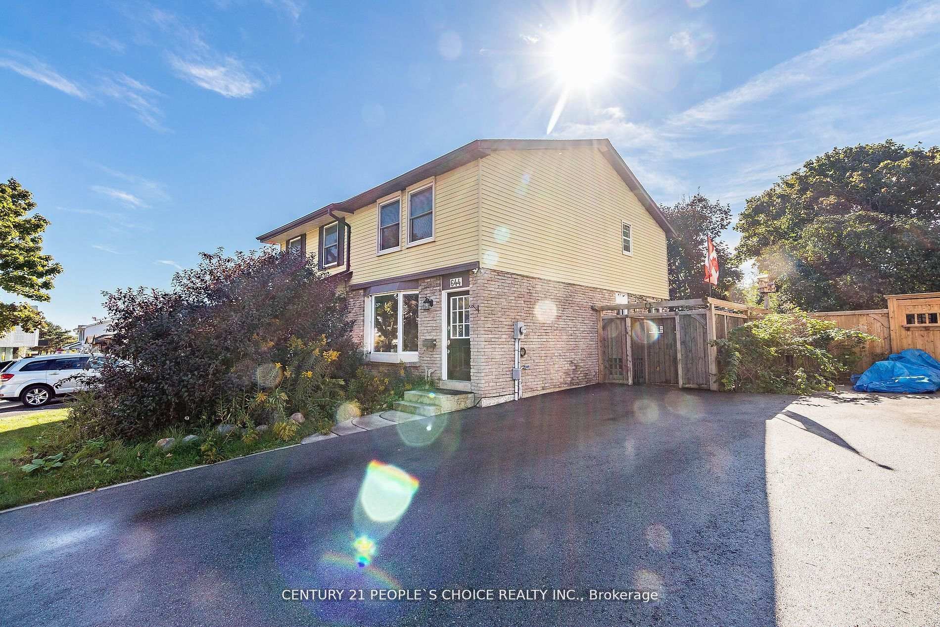 Photo 3 of 644 Balsam Crescent, Oshawa, Lakeview — HOMEH