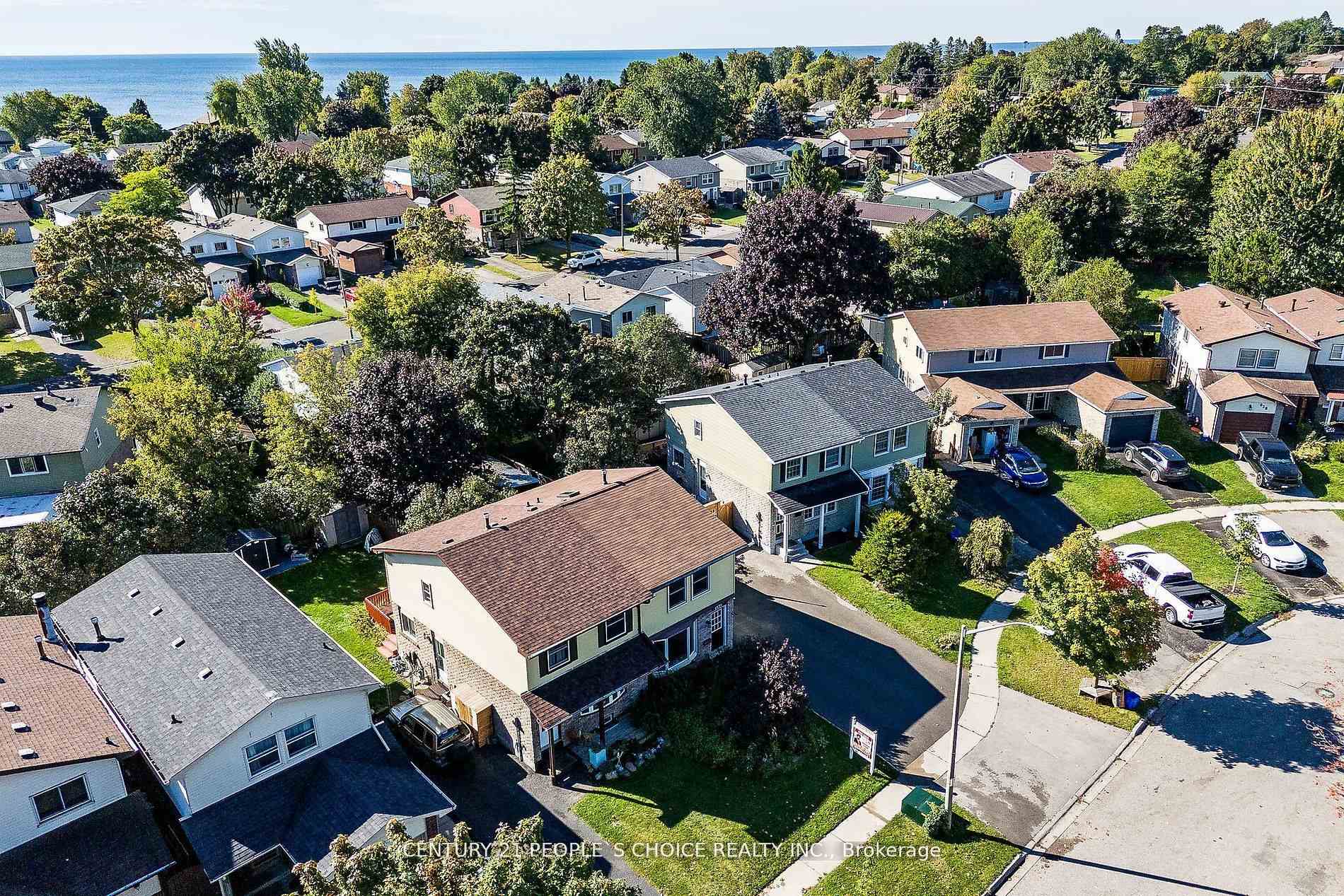 Photo 5 of 644 Balsam Crescent, Oshawa, Lakeview — HOMEH