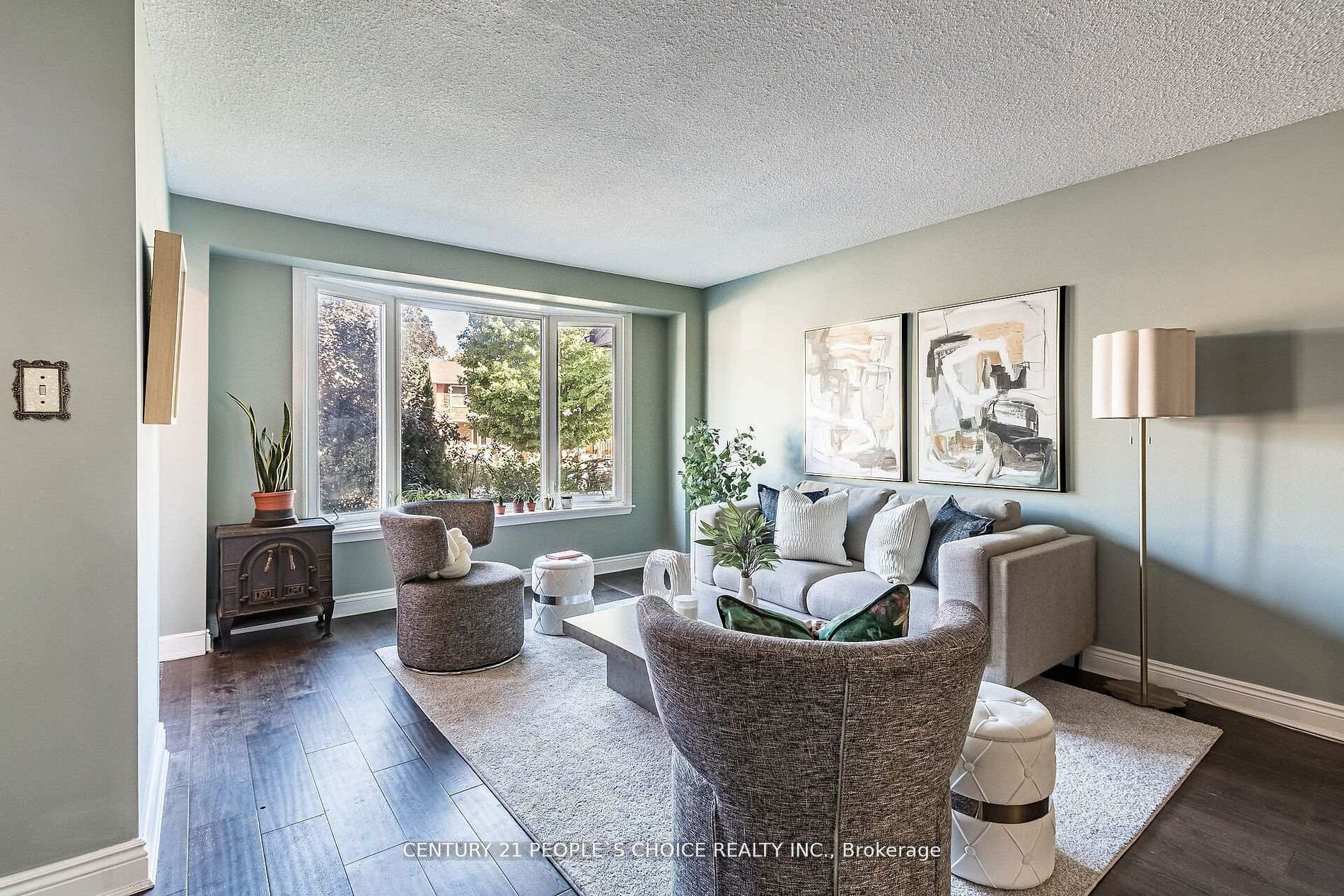 Photo 9 of 644 Balsam Crescent, Oshawa, Lakeview — HOMEH
