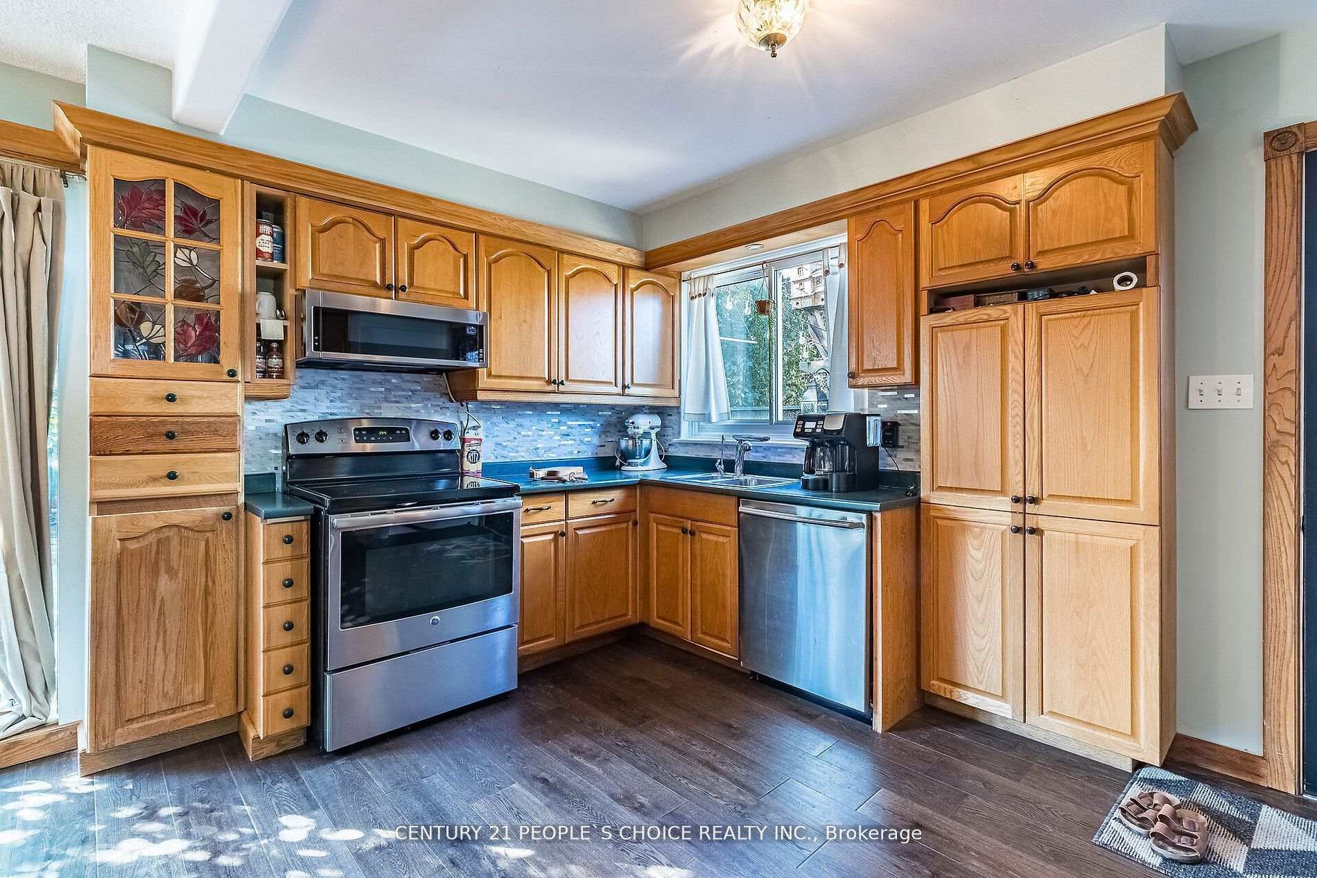 Photo 15 of 644 Balsam Crescent, Oshawa, Lakeview — HOMEH