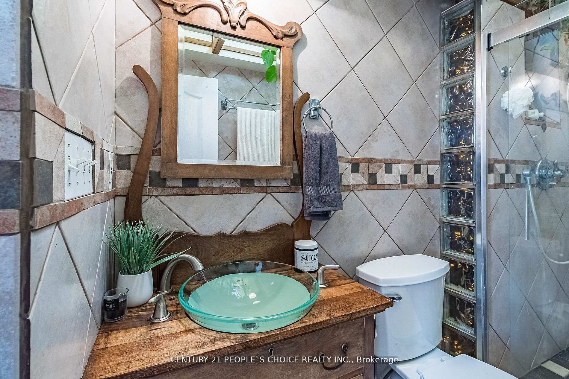 Photo 26 of 644 Balsam Crescent, Oshawa, Lakeview — HOMEH