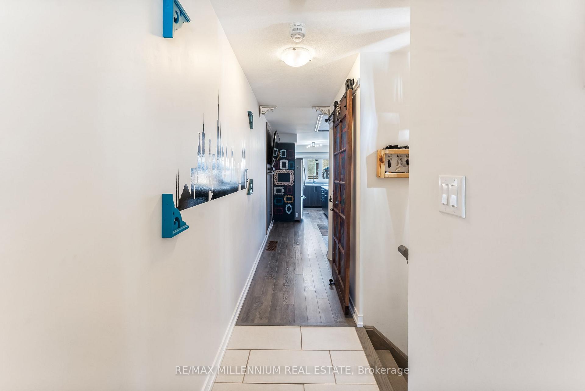 Photo 3 of 494 Queen Mary Drive, Brampton, Northwest Brampton — HOMEH