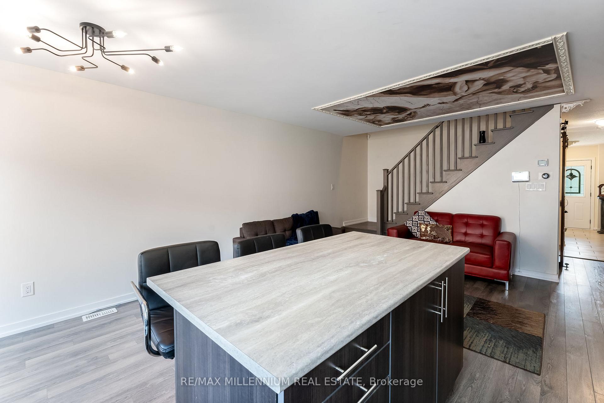Photo 16 of 494 Queen Mary Drive, Brampton, Northwest Brampton — HOMEH