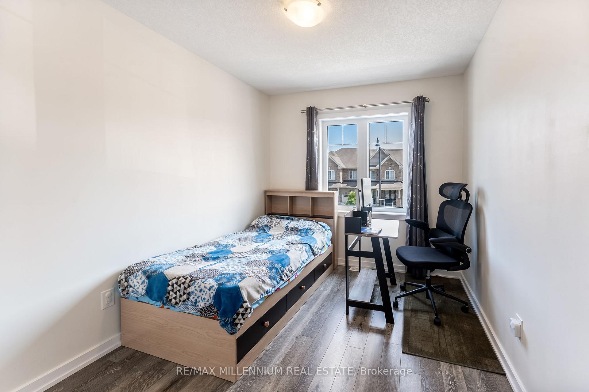 Photo 26 of 494 Queen Mary Drive, Brampton, Northwest Brampton — HOMEH
