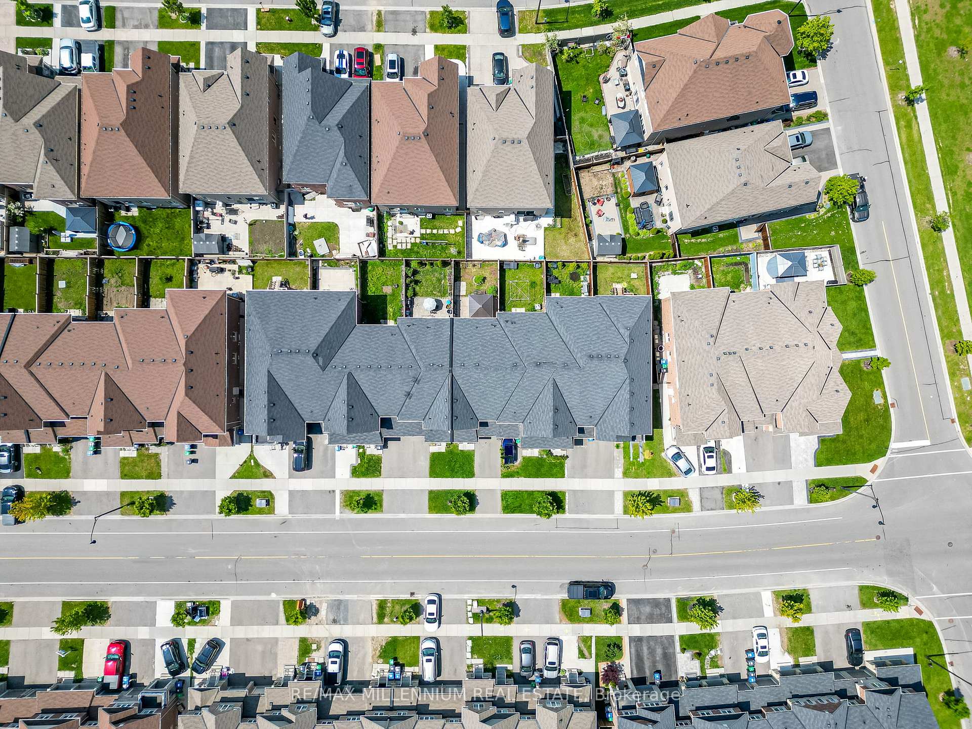 Photo 41 of 494 Queen Mary Drive, Brampton, Northwest Brampton — HOMEH