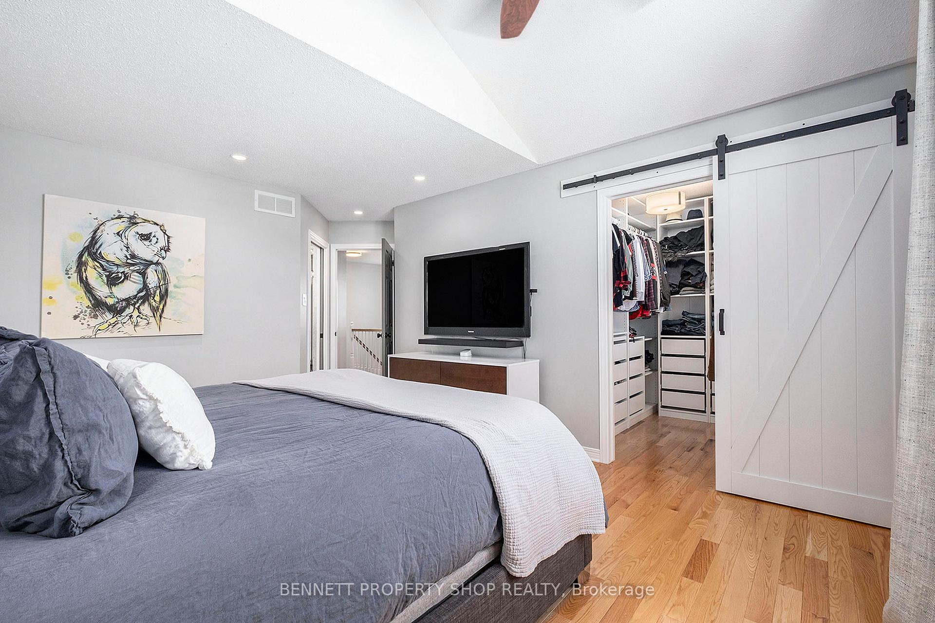 Photo 16 of 22 Tamarack Place, Ottawa, Barrhaven - Longfields — HOMEH