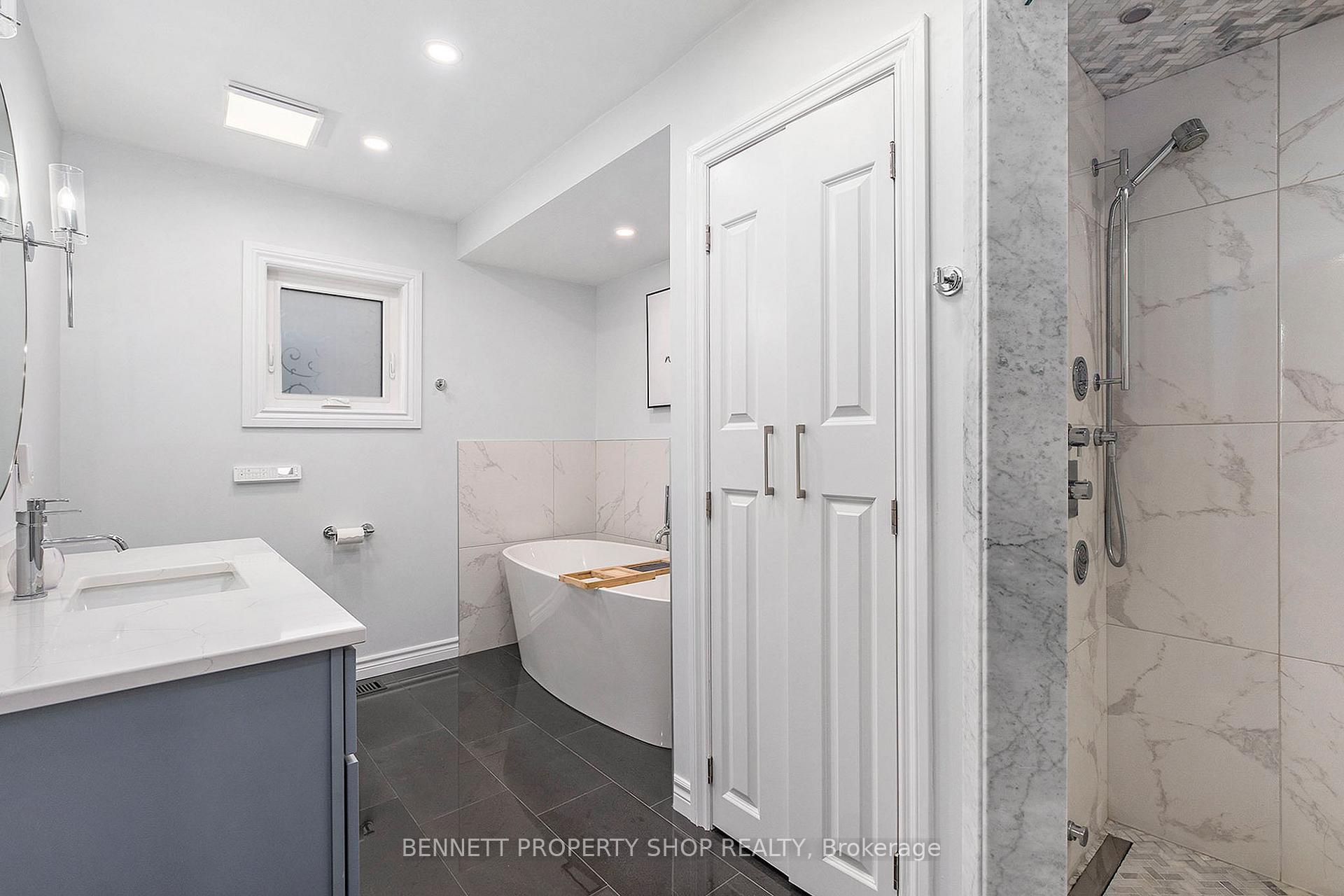 Photo 17 of 22 Tamarack Place, Ottawa, Barrhaven - Longfields — HOMEH